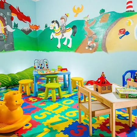 Neri Aparthotel *